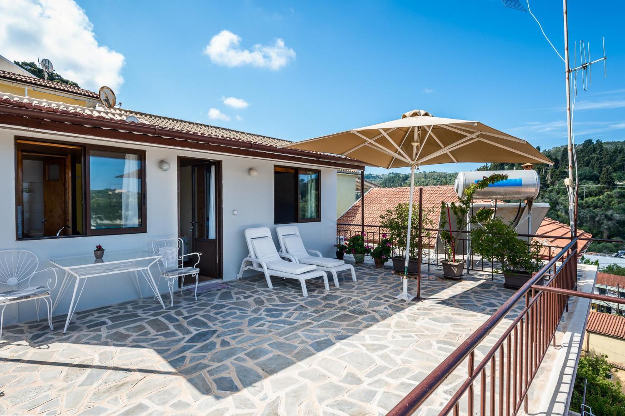 Agaloula Centrally Located Apartments, Lakka 外观 照片