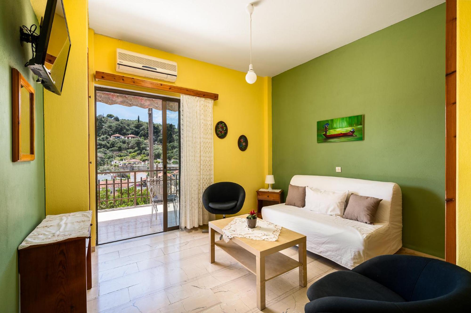 Agaloula Centrally Located Apartments, Lakka 外观 照片