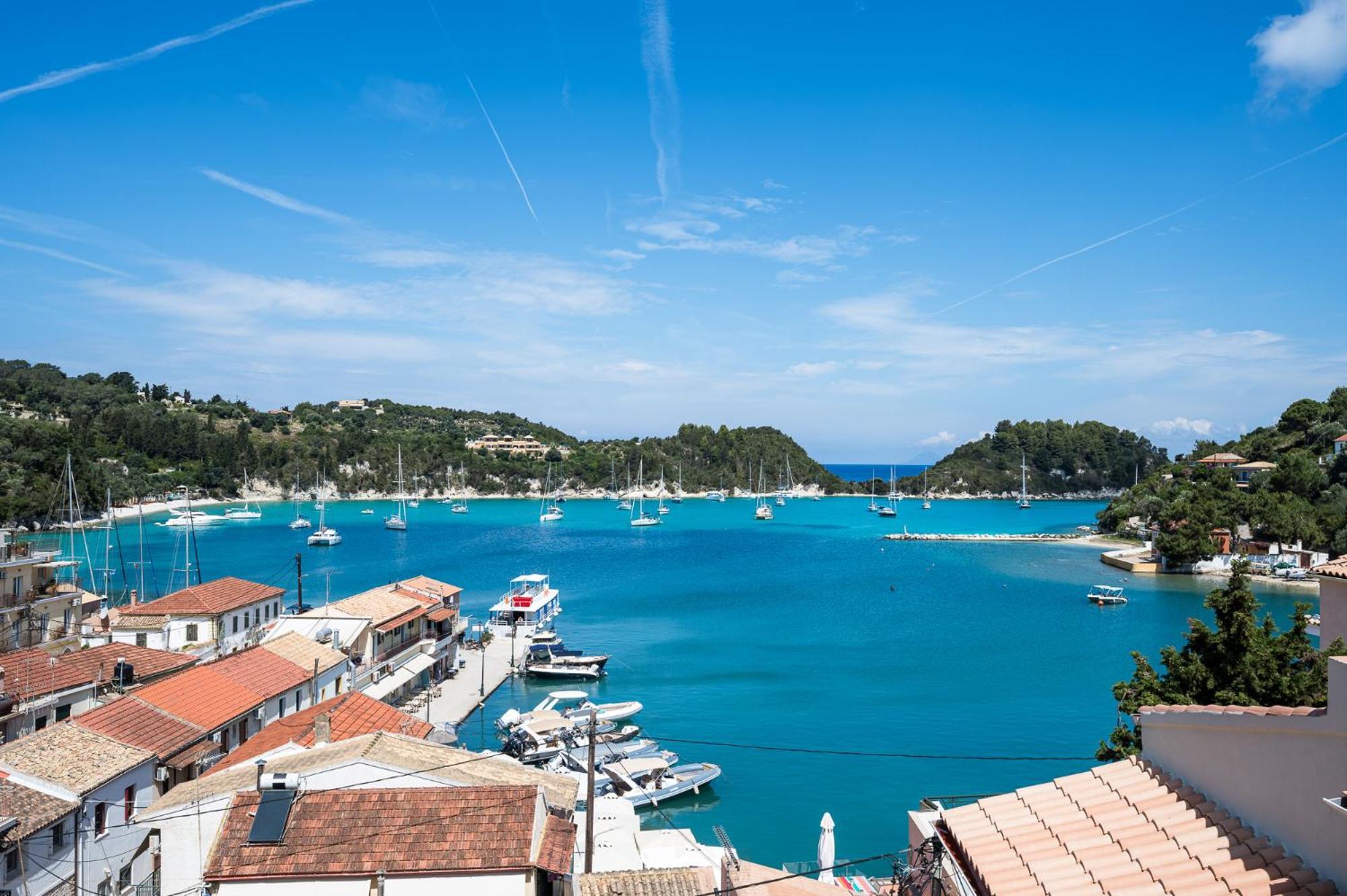 Agaloula Centrally Located Apartments, Lakka 外观 照片