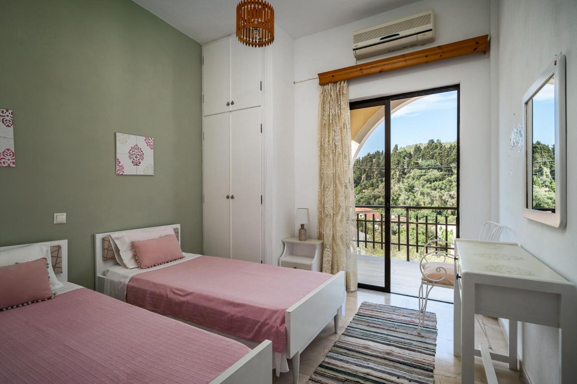 Agaloula Centrally Located Apartments, Lakka 外观 照片